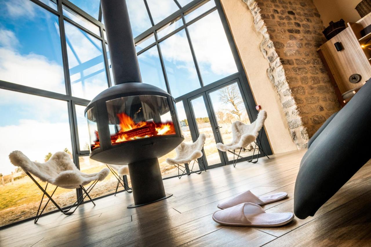 Hotel Restaurant De La Poste Et La Grange Detente, Espace Bien-Etre Châteauneuf-de-Randon 外观 照片