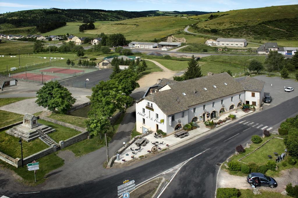 Hotel Restaurant De La Poste Et La Grange Detente, Espace Bien-Etre Châteauneuf-de-Randon 外观 照片